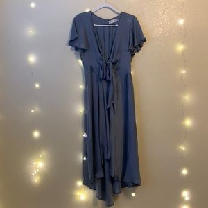 Petal & Pup. Women’s size 8 (AU/UK=12). Light blue. Tie-front. Satin